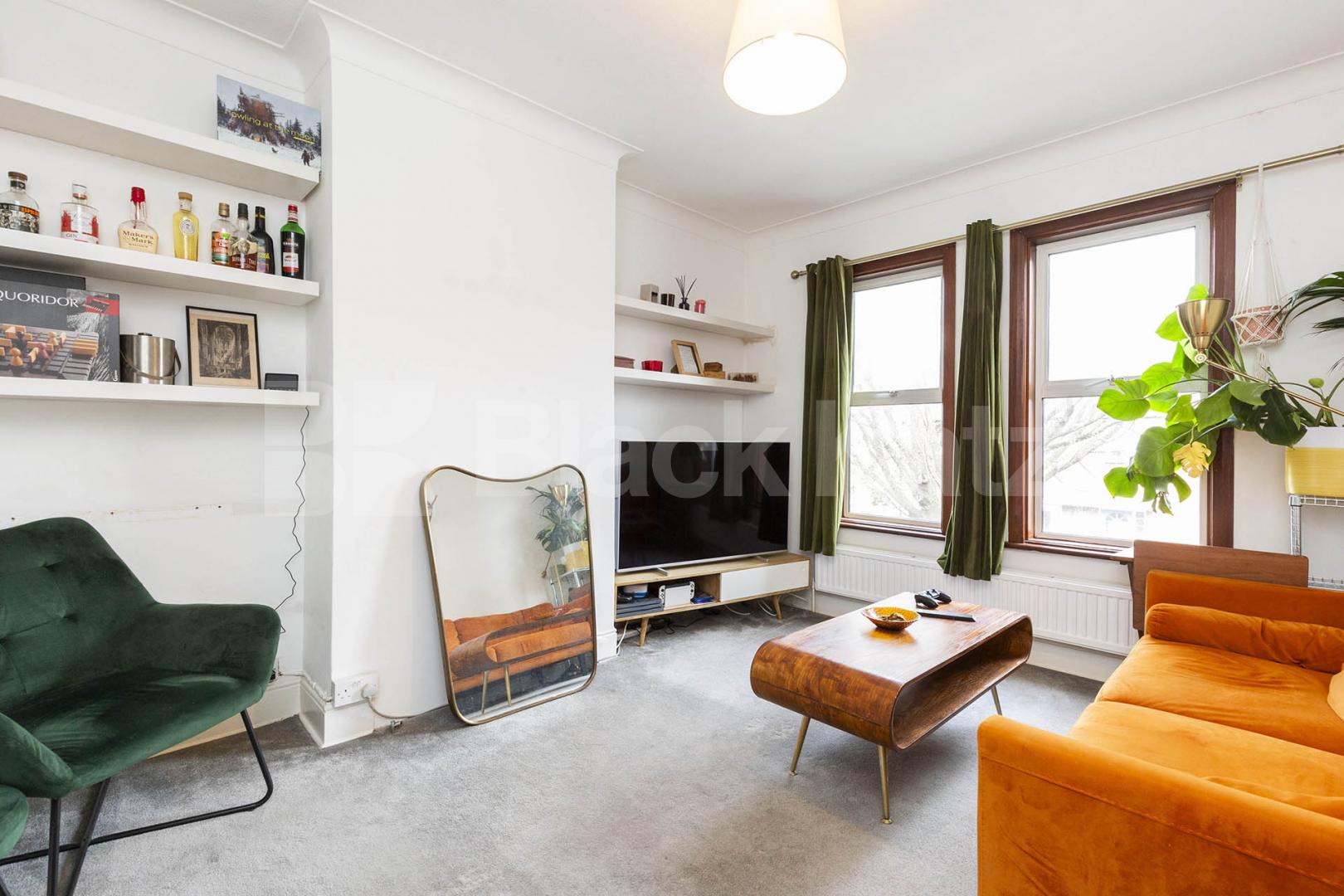 first floor 2 bedroom property with access to shared garden Chewton Road, Walthamstow